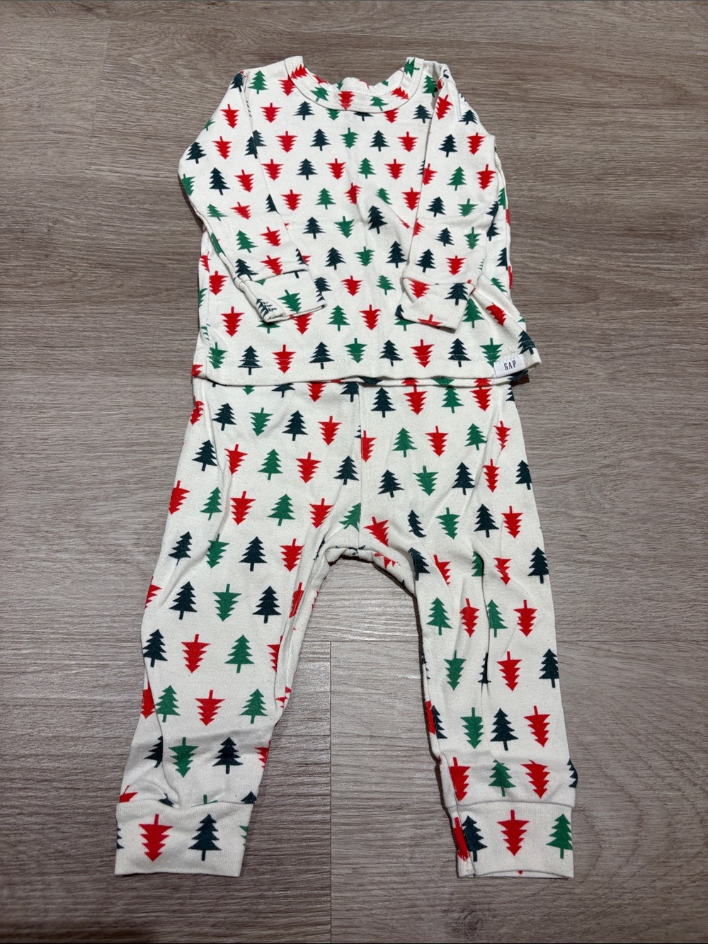 baby GAP Christmas Tree One-Piece Baby 12-18M Like New